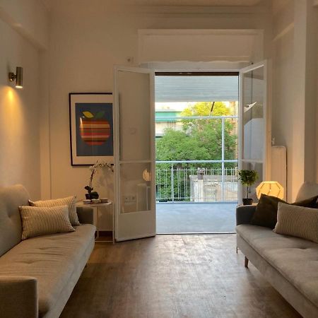 Great Apartment With Terrace In Central Атина Екстериор снимка