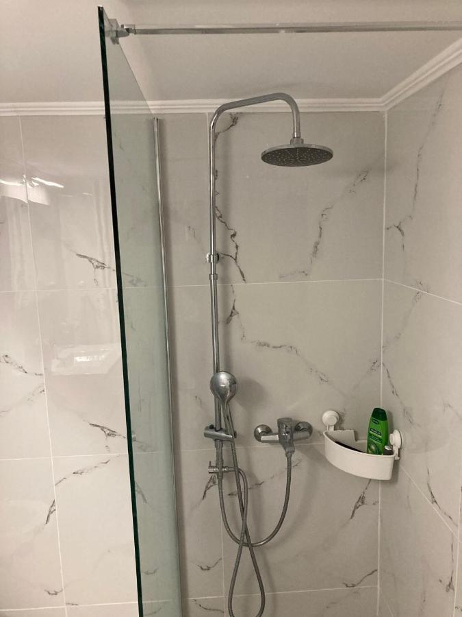Great Apartment With Terrace In Central Атина Екстериор снимка
